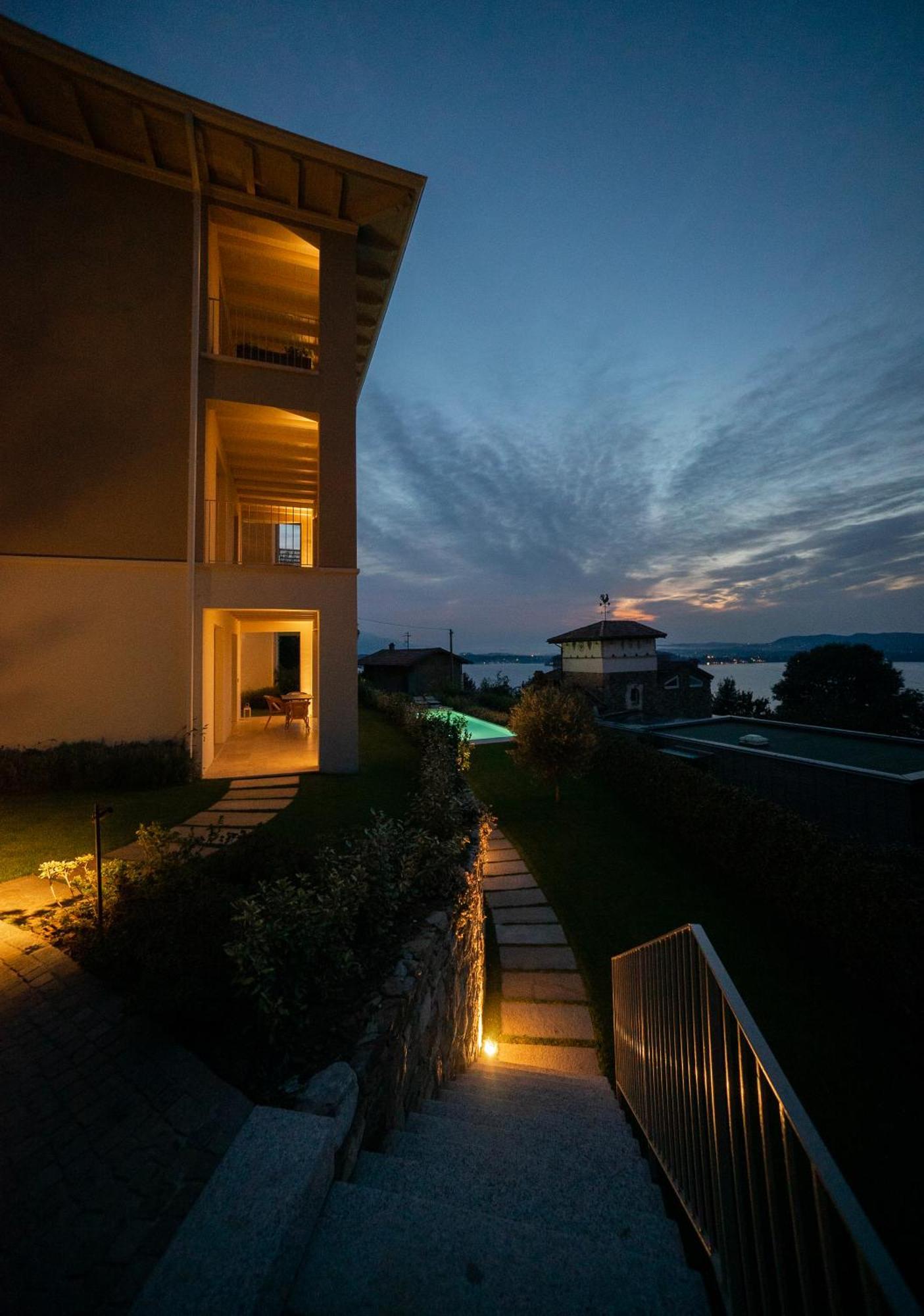 La Mascarana Apartment Lesa Exterior photo
